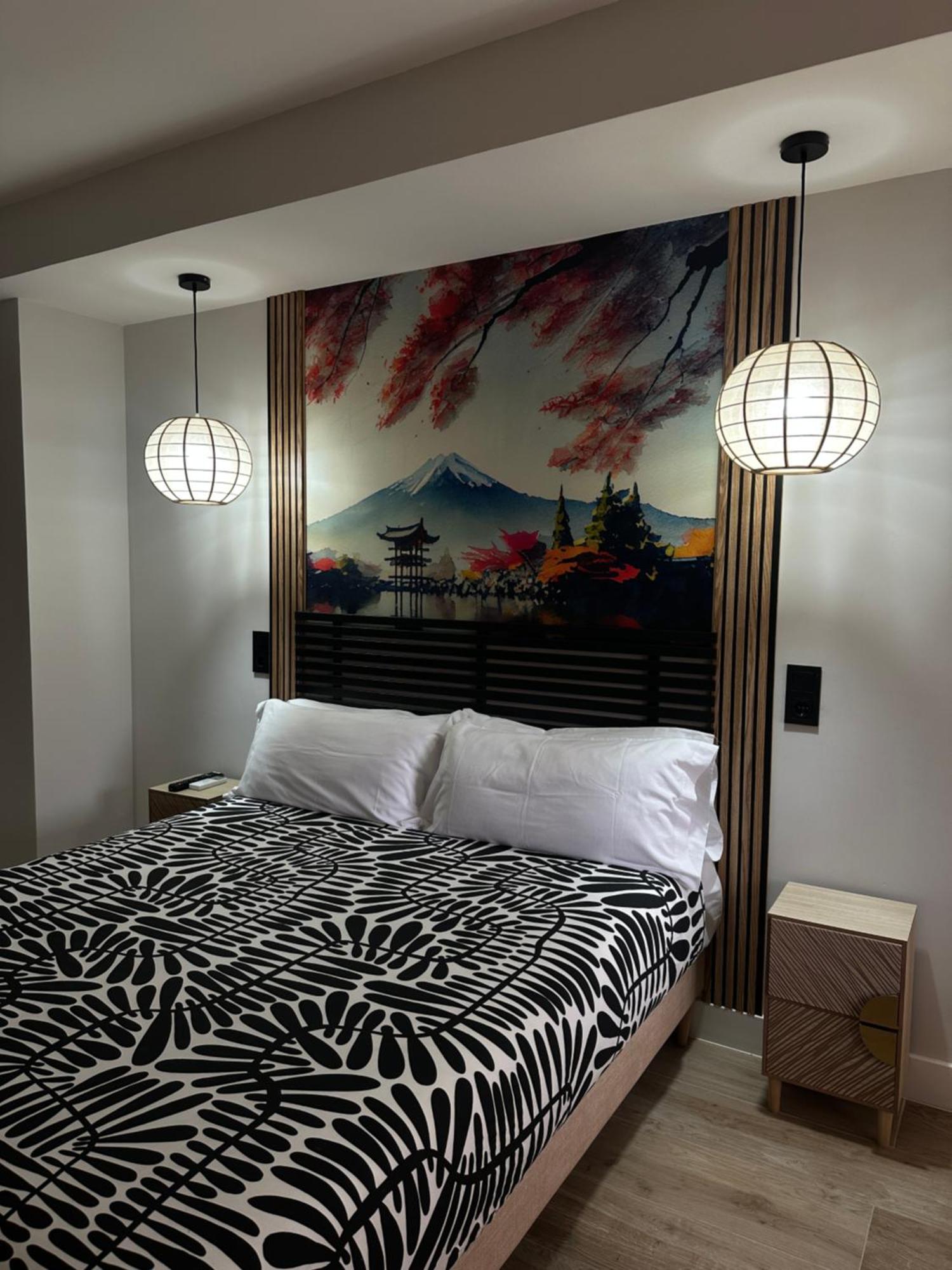 Hostal Fronton Алкобендас Екстериор снимка