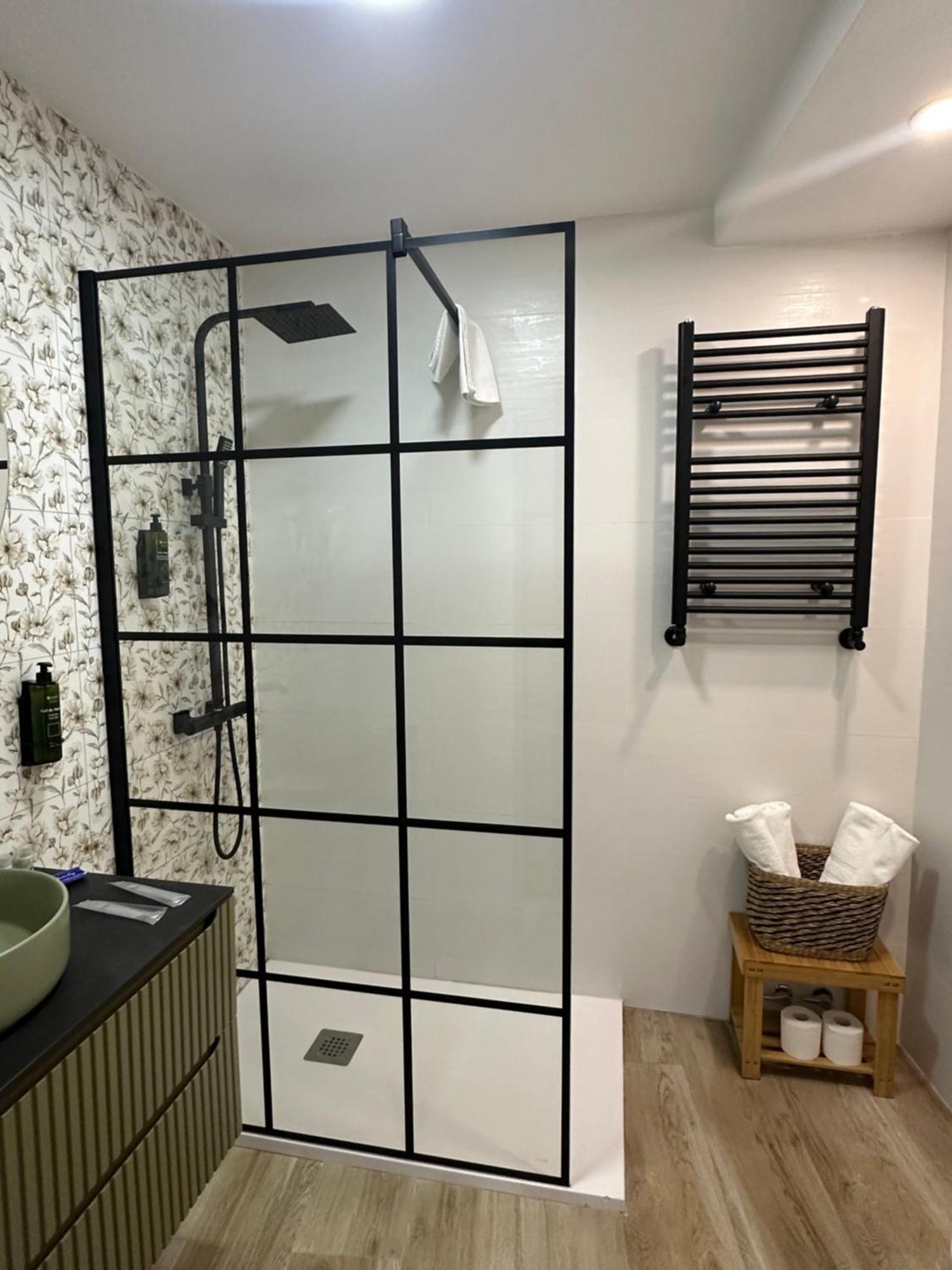 Hostal Fronton Алкобендас Екстериор снимка