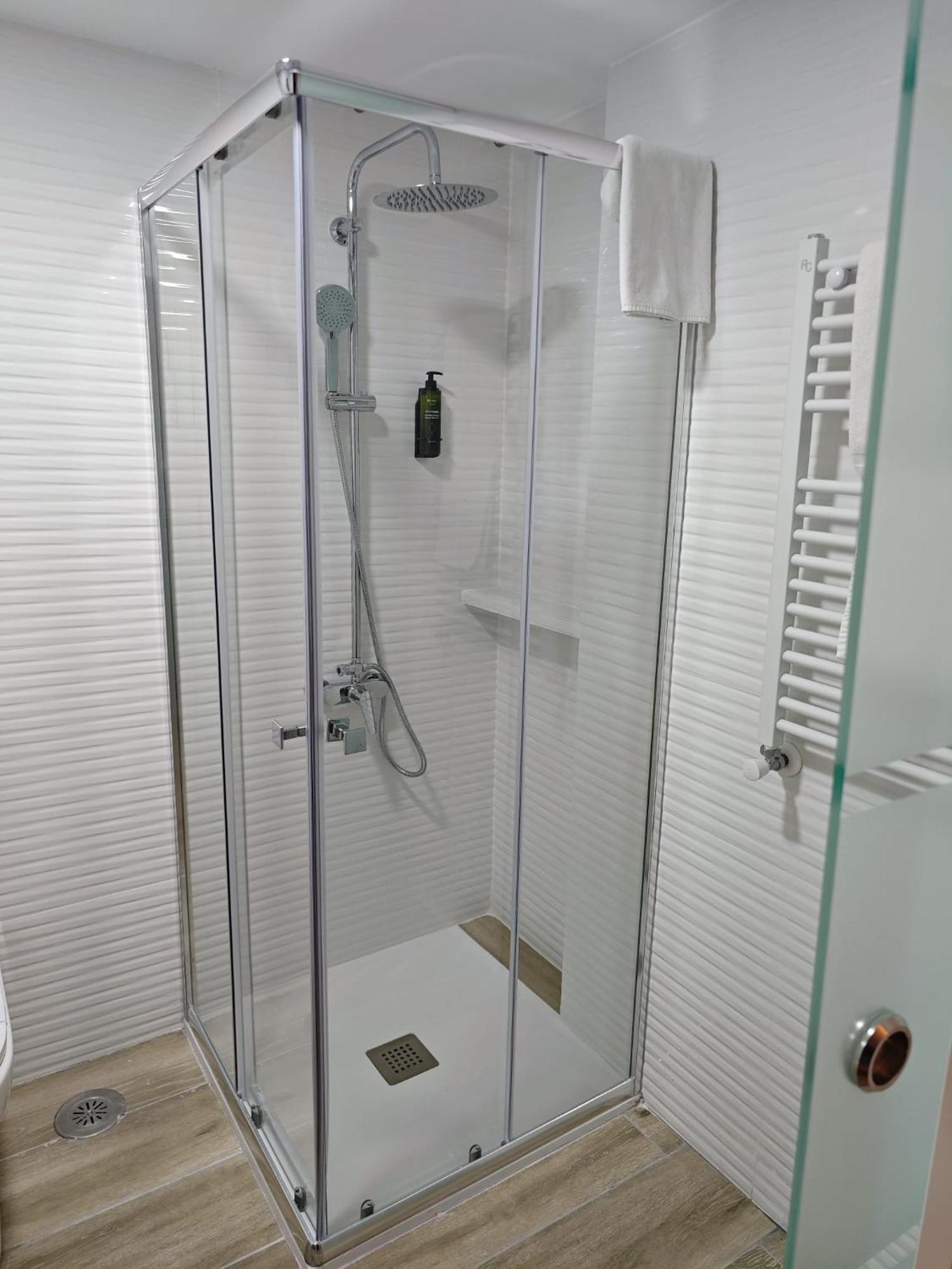 Hostal Fronton Алкобендас Екстериор снимка